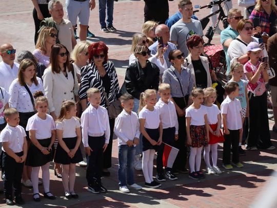 Zamość: Dzień Flagi Rzeczypospolitej Polskiej - galeria zdjeć