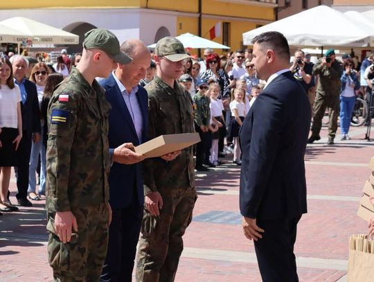 Zamość: Dzień Flagi Rzeczypospolitej Polskiej - galeria zdjeć