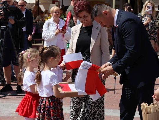 Zamość: Dzień Flagi Rzeczypospolitej Polskiej - galeria zdjeć