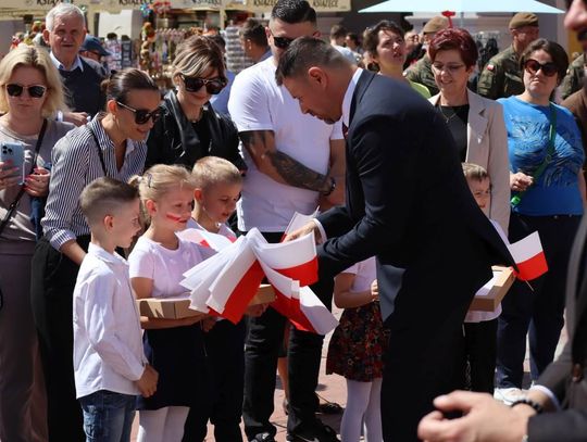 Zamość: Dzień Flagi Rzeczypospolitej Polskiej - galeria zdjeć