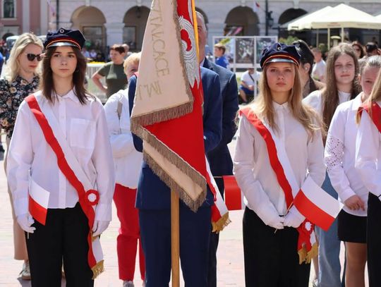 Zamość: Dzień Flagi Rzeczypospolitej Polskiej - galeria zdjeć