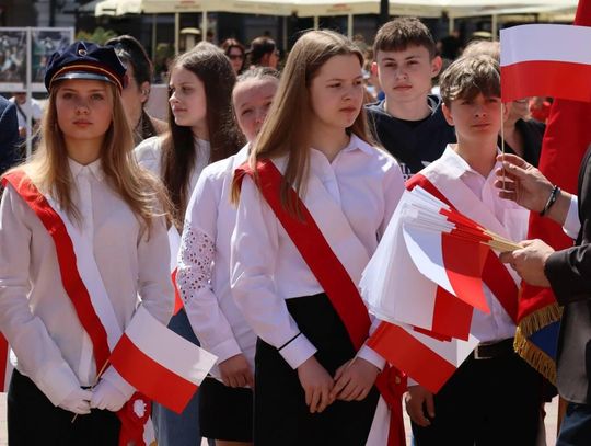 Zamość: Dzień Flagi Rzeczypospolitej Polskiej - galeria zdjeć