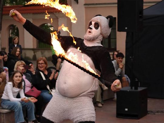 Majówka ze Sztukmistrzami w Zamościu - galeria zdjeć