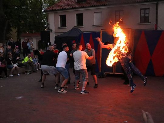 Majówka ze Sztukmistrzami w Zamościu - galeria zdjeć