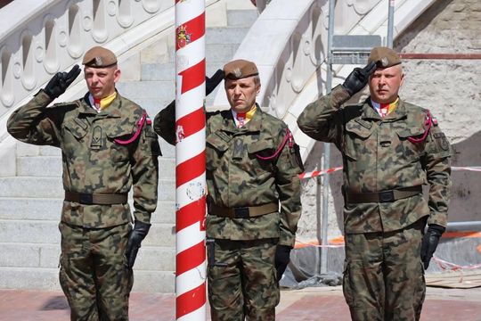 Zamość: Dzień Flagi Rzeczypospolitej Polskiej - galeria zdjeć