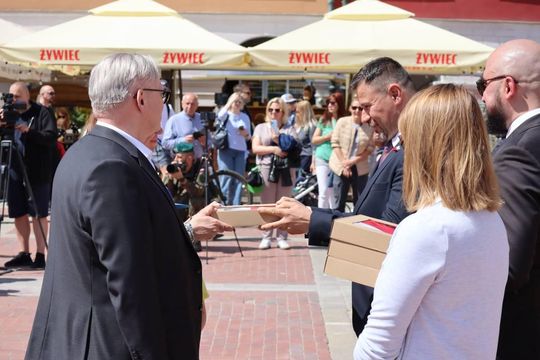 Zamość: Dzień Flagi Rzeczypospolitej Polskiej - galeria zdjeć