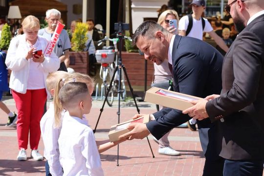Zamość: Dzień Flagi Rzeczypospolitej Polskiej - galeria zdjeć
