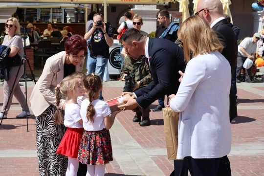 Zamość: Dzień Flagi Rzeczypospolitej Polskiej - galeria zdjeć
