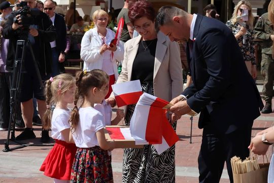Zamość: Dzień Flagi Rzeczypospolitej Polskiej - galeria zdjeć