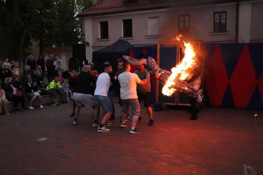 Majówka ze Sztukmistrzami w Zamościu - galeria zdjeć
