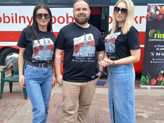 Akcja krwiodawstwa na Rynku Wielkim w Zamościu - galeria zdjęć