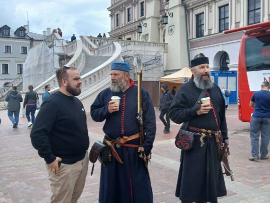 Akcja krwiodawstwa na Rynku Wielkim w Zamościu - galeria zdjęć