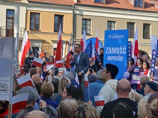 Rafał Trzaskowski w Zamościu - galeria zdjęć
