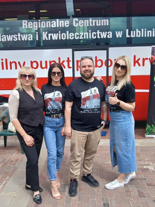 Akcja krwiodawstwa na Rynku Wielkim w Zamościu - galeria zdjęć Akcja krwiodawstwa na Rynku Wielkim w Zamościu - galeria zdjęć