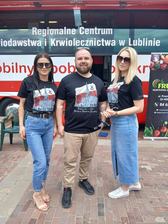 Akcja krwiodawstwa na Rynku Wielkim w Zamościu - galeria zdjęć Akcja krwiodawstwa na Rynku Wielkim w Zamościu - galeria zdjęć