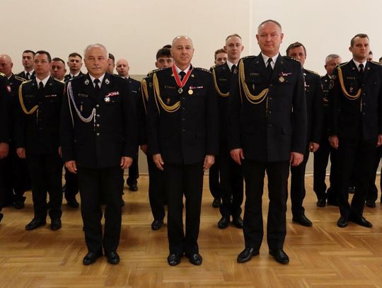 Tomaszów Lubelski: Wyróżnienia, medale i odznaki z okazji Dnia Strażaka [ZDJĘCIA]
