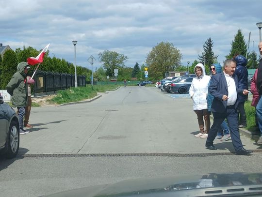 Zamość: Protest mieszkańców ul. Św. Brata Alberta [ZDJĘCIA]