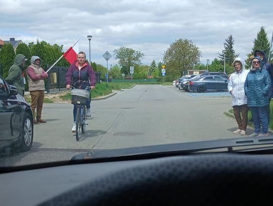Zamość: Protest mieszkańców ul. Św. Brata Alberta [ZDJĘCIA]