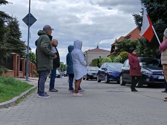 Zamość: Protest mieszkańców ul. Św. Brata Alberta [ZDJĘCIA]