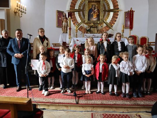 Lubycza Król.: IV Gminno-Parafialny Przegląd Pieśni Maryjnej i Matczynej [ZDJĘCIA]