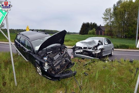 Gm. Zamość: Czołówka bmw z volkswagenem