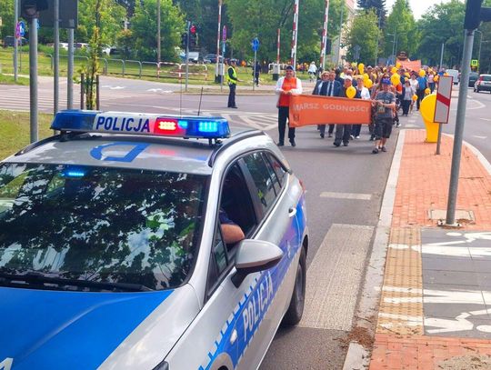 Zamość: Policja zabezpieczała Marsz Godności Osób z Niepełnosprawnościami [ZDJĘCIA]