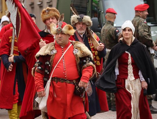 Szturm Twierdzy Zamość 2025. Oficjalne otwarcie przy pomniku hetmana Jana Zamoyskiego [ZDJĘCIA]