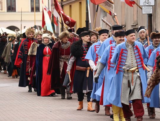 Szturm Twierdzy Zamość 2025. Oficjalne otwarcie przy pomniku hetmana Jana Zamoyskiego [ZDJĘCIA]