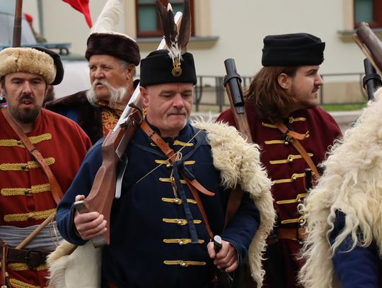 Szturm Twierdzy Zamość 2025. Oficjalne otwarcie przy pomniku hetmana Jana Zamoyskiego [ZDJĘCIA]