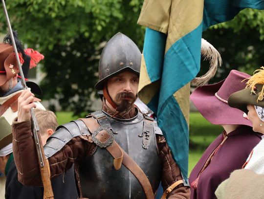 Szturm Twierdzy Zamość 2025. Oficjalne otwarcie przy pomniku hetmana Jana Zamoyskiego [ZDJĘCIA]