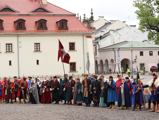 Szturm Twierdzy Zamość 2025. Oficjalne otwarcie przy pomniku hetmana Jana Zamoyskiego [ZDJĘCIA]