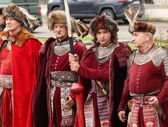 Szturm Twierdzy Zamość 2025. Oficjalne otwarcie przy pomniku hetmana Jana Zamoyskiego [ZDJĘCIA]