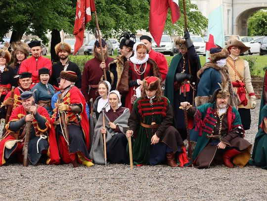 Szturm Twierdzy Zamość 2025. Oficjalne otwarcie przy pomniku hetmana Jana Zamoyskiego [ZDJĘCIA]