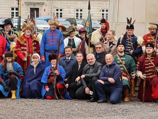 Szturm Twierdzy Zamość 2025. Oficjalne otwarcie przy pomniku hetmana Jana Zamoyskiego [ZDJĘCIA]