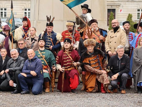 Szturm Twierdzy Zamość 2025. Oficjalne otwarcie przy pomniku hetmana Jana Zamoyskiego [ZDJĘCIA]