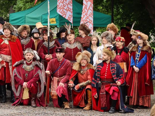 Szturm Twierdzy Zamość 2025. Oficjalne otwarcie przy pomniku hetmana Jana Zamoyskiego [ZDJĘCIA]