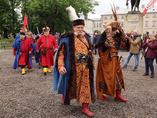 Szturm Twierdzy Zamość 2025. Oficjalne otwarcie przy pomniku hetmana Jana Zamoyskiego [ZDJĘCIA]