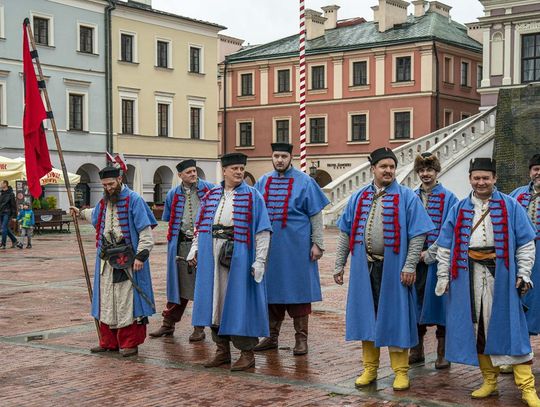 Szturm Twierdzy Zamość 2025. Tak werbowano do oddziałów na Rynku Wielkim [ZDJĘCIA]