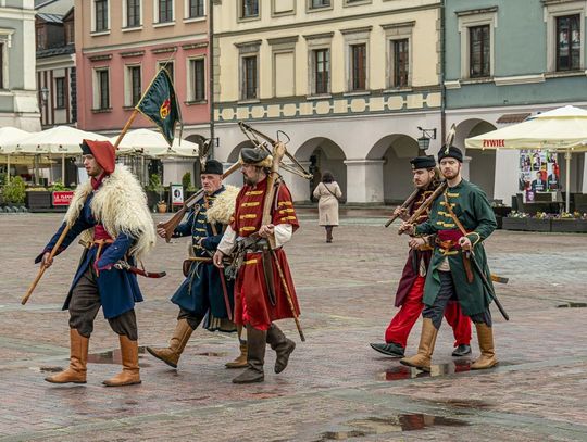 Szturm Twierdzy Zamość 2025. Tak werbowano do oddziałów na Rynku Wielkim [ZDJĘCIA]