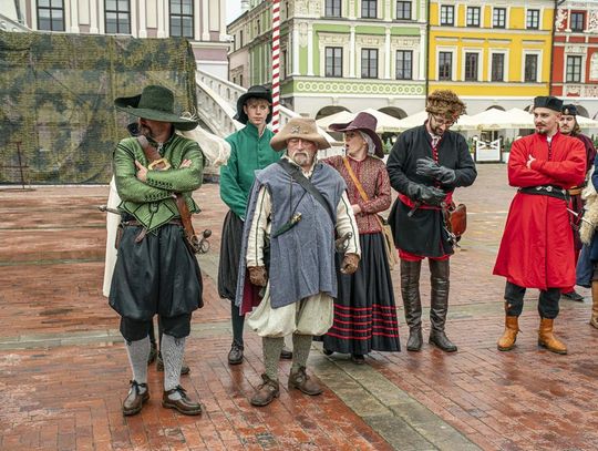 Szturm Twierdzy Zamość 2025. Tak werbowano do oddziałów na Rynku Wielkim [ZDJĘCIA]