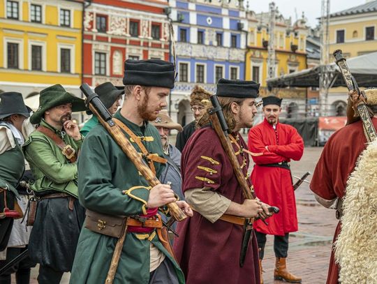 Szturm Twierdzy Zamość 2025. Tak werbowano do oddziałów na Rynku Wielkim [ZDJĘCIA]