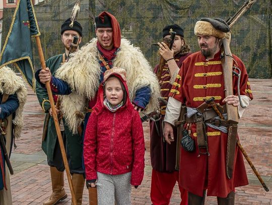 Szturm Twierdzy Zamość 2025. Tak werbowano do oddziałów na Rynku Wielkim [ZDJĘCIA]