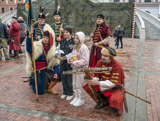 Szturm Twierdzy Zamość 2025. Tak werbowano do oddziałów na Rynku Wielkim [ZDJĘCIA]