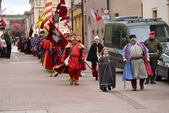 Szturm Twierdzy Zamość 2025. Oficjalne otwarcie przy pomniku hetmana Jana Zamoyskiego [ZDJĘCIA]