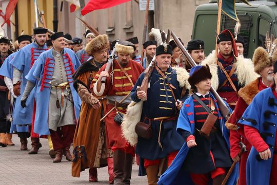 Szturm Twierdzy Zamość 2025. Oficjalne otwarcie przy pomniku hetmana Jana Zamoyskiego [ZDJĘCIA]