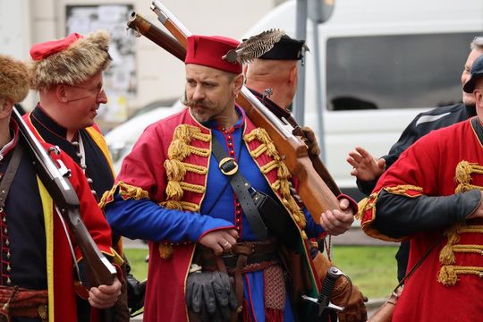 Szturm Twierdzy Zamość 2025. Oficjalne otwarcie przy pomniku hetmana Jana Zamoyskiego [ZDJĘCIA]