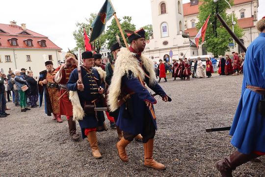 Szturm Twierdzy Zamość 2025. Oficjalne otwarcie przy pomniku hetmana Jana Zamoyskiego [ZDJĘCIA]