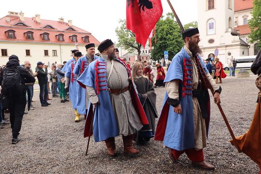 Szturm Twierdzy Zamość 2025. Oficjalne otwarcie przy pomniku hetmana Jana Zamoyskiego [ZDJĘCIA]