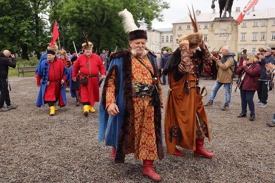 Szturm Twierdzy Zamość 2025. Oficjalne otwarcie przy pomniku hetmana Jana Zamoyskiego [ZDJĘCIA]