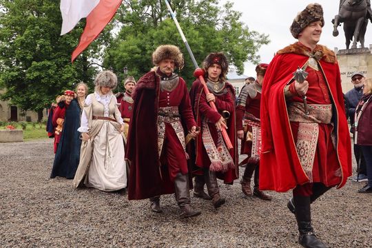 Szturm Twierdzy Zamość 2025. Oficjalne otwarcie przy pomniku hetmana Jana Zamoyskiego [ZDJĘCIA]